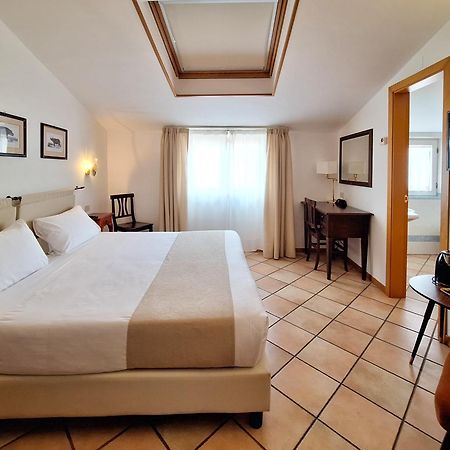 Hotel Lauri Macerata Buitenkant foto