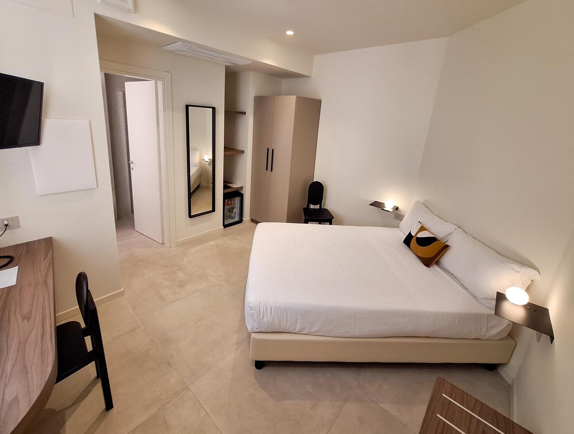 Hotel Lauri Macerata Buitenkant foto